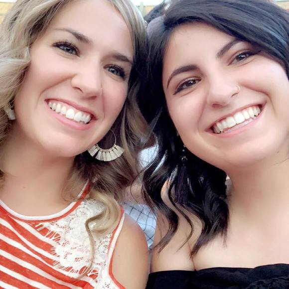 Meet your Posher, Rebecca - Picture 1 of 1